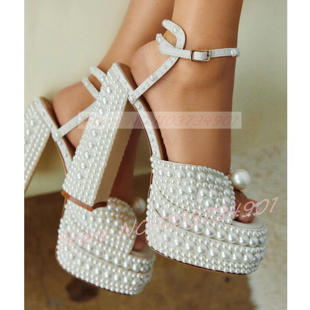 Sandales à plateforme en perle - Block Heel Ankle Boots avis et prix