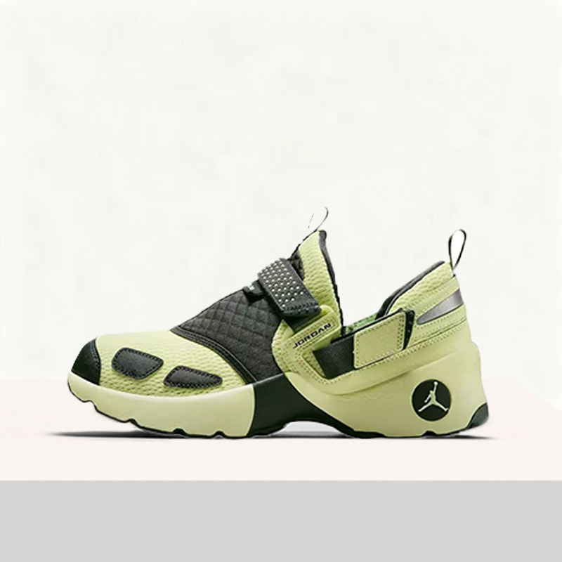 Nike Air Jordan Trunner LX – c - Women Shoes Jordan avis et prix