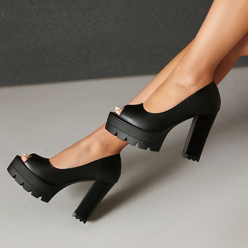 Sandales sexy noires pour femm - Women'S Shoes Extended Sizes avis et prix